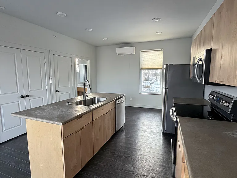 1301 S Walnut St #203 — Photo 1