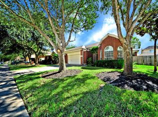 1611 Winston Homestead Dr, Richmond, TX 77406