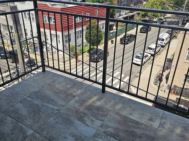 1102 Banner Ave #4A — Photo 6