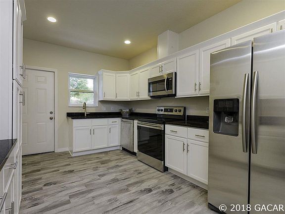 3rd image of 4048 NW 17th Ter