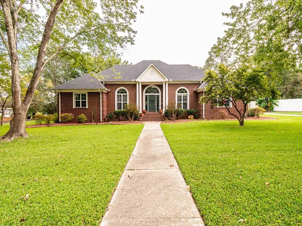 103 E 13th St, Smackover, AR 71762