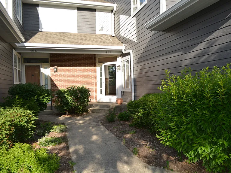 494 W Parkside Dr #494 — Photo 2