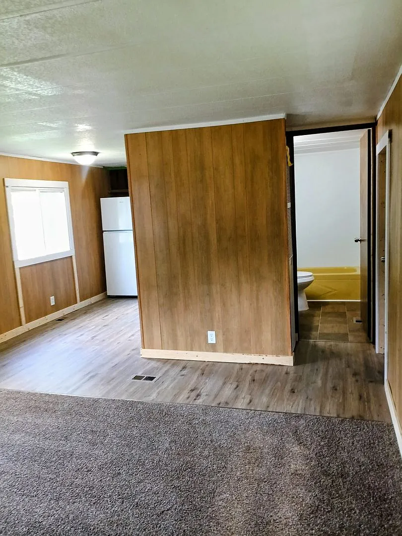 Twin Lakes Mobile Homes — Photo 1
