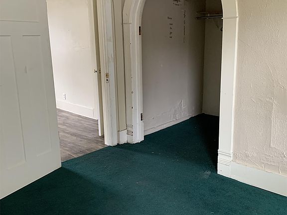 5th image of 423 W Marion St APT 2