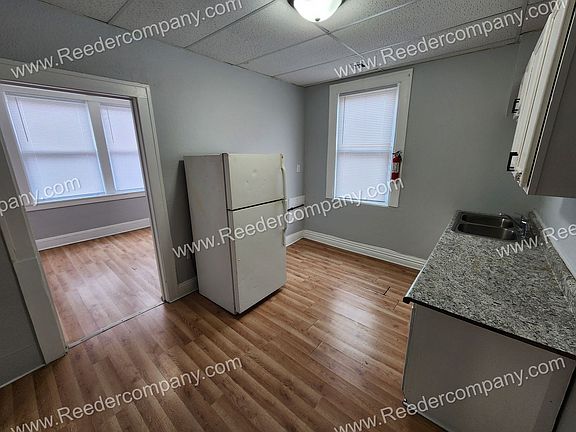 5th image of 3927 Main St Unit 1