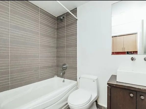 96 Woodpoint Road image 11 of 23