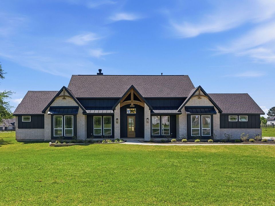 1st image of 25231 Pleasant Retreat Ct