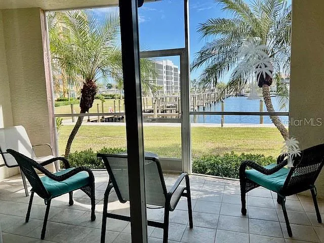 2060 Matecumbe Key Rd #2102 — Photo 6