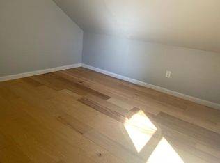 5 Coit St, New London, CT 06320