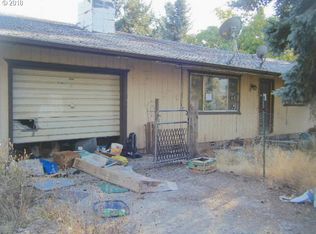 5281 Caves Hwy, Cave Junction, OR 97523