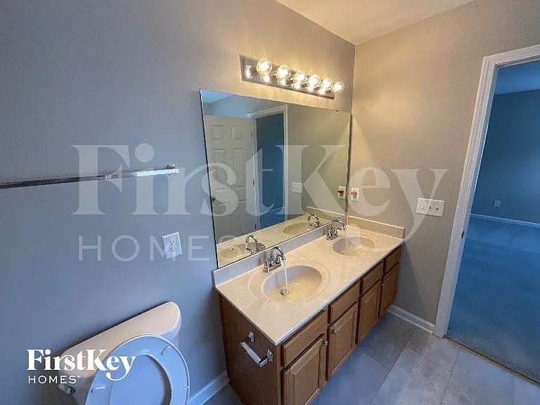 634 Conover Rd — Photo 13