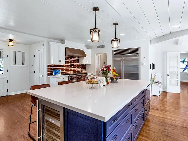 1021 W Encanto Blvd — Photo 7