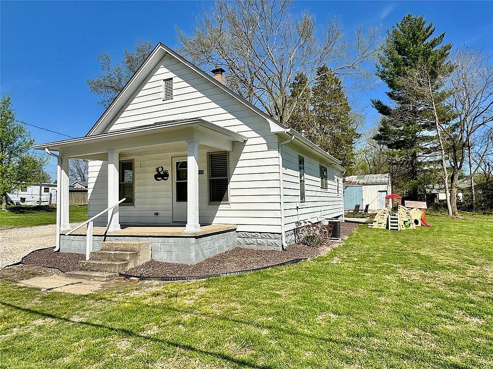 209 Division St, Taylor Springs, IL 62089 Zillow