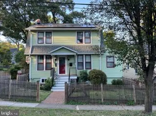 19 W Custis Ave, Alexandria, VA 22301