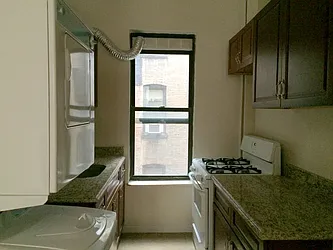 Rented by Uptown Flats LLC