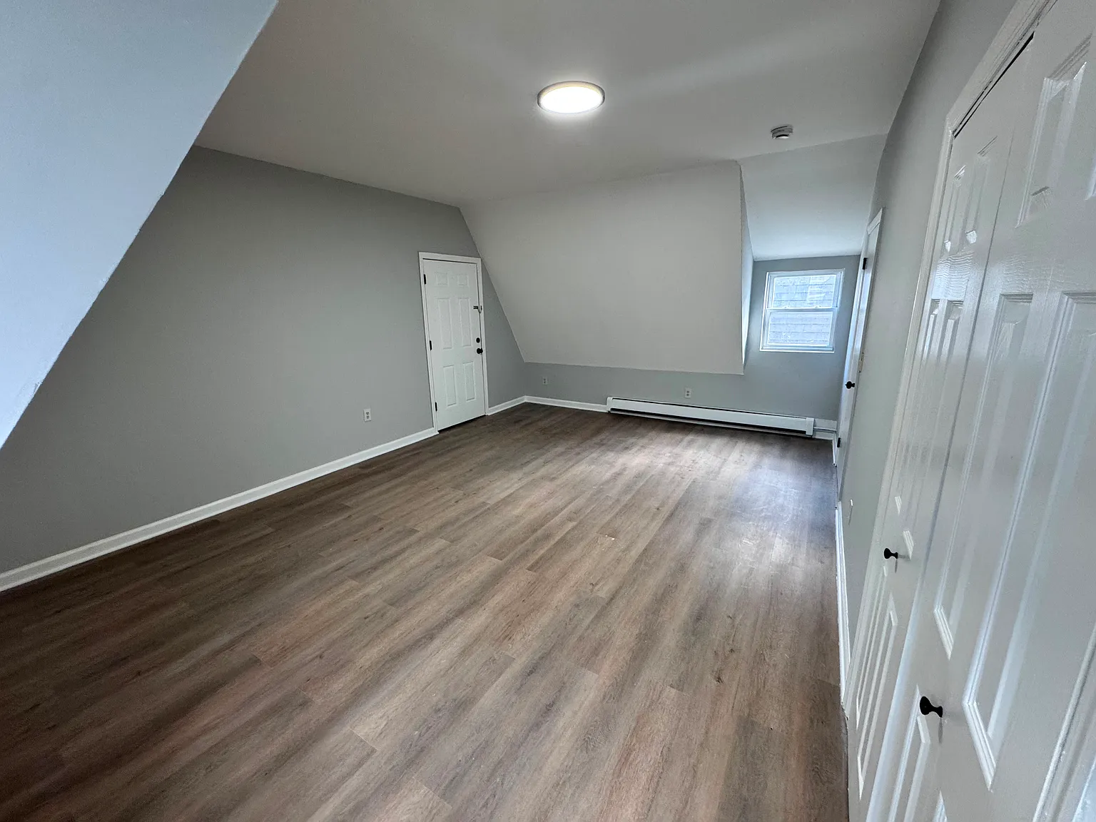 2 bed, $1,850 — Photo 4