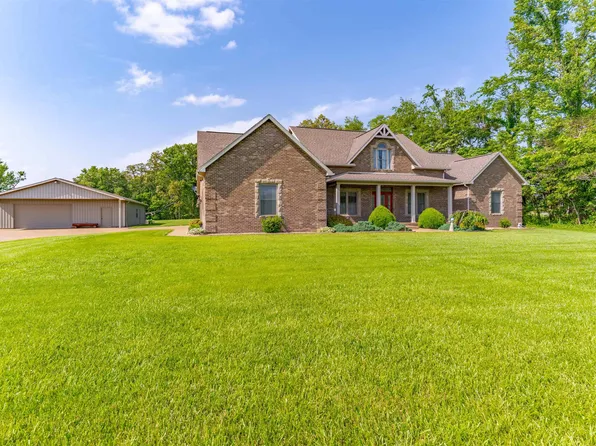 140 Red Barn Rd, Boonville, IN 47601