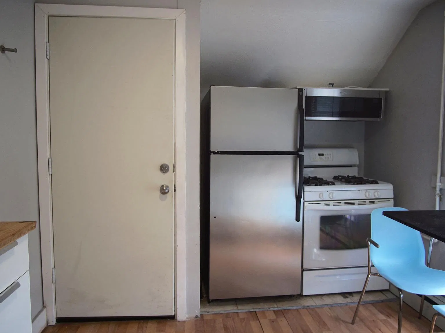 89 America St — Photo 2