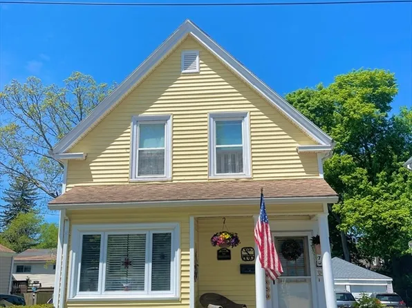27 Springvale Ave, Lynn, MA 01904