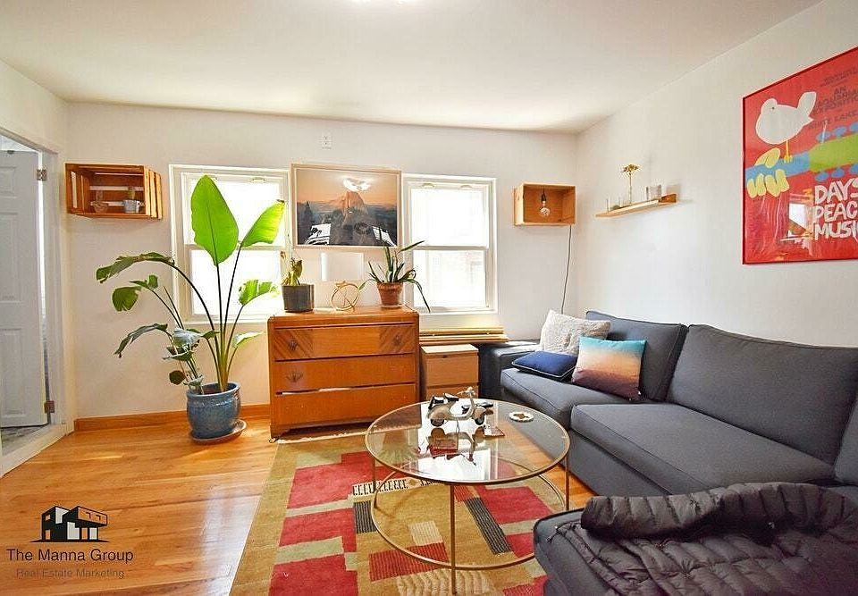 2nd image of 268 Manhattan Ave #Rh2