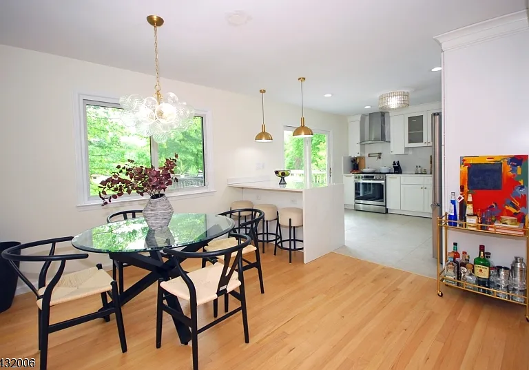 830 E Meadow Dr — Photo 16