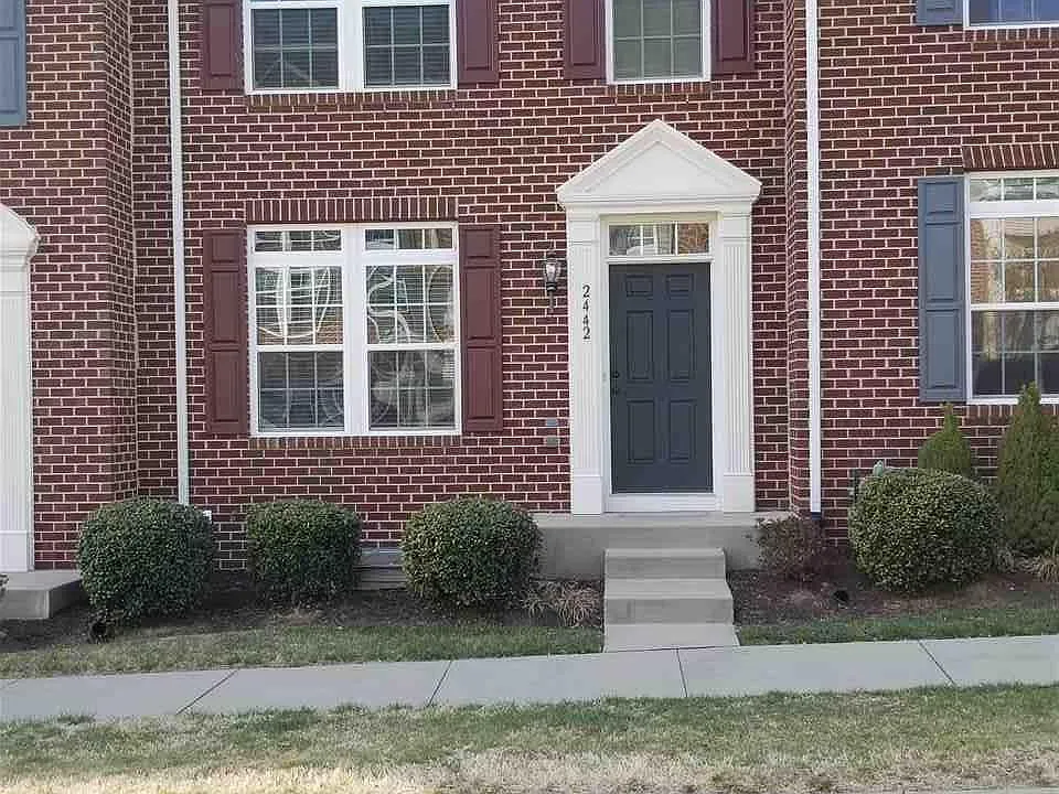 2442 Abington Dr