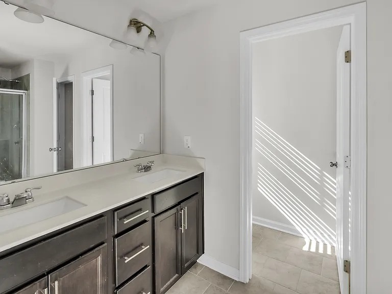 456 Willard Wds Dr — Photo 14