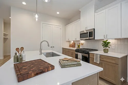6108 De Campo St Photo 1
