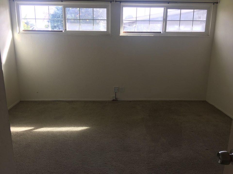 2nd image of 27518 La Porte Ave