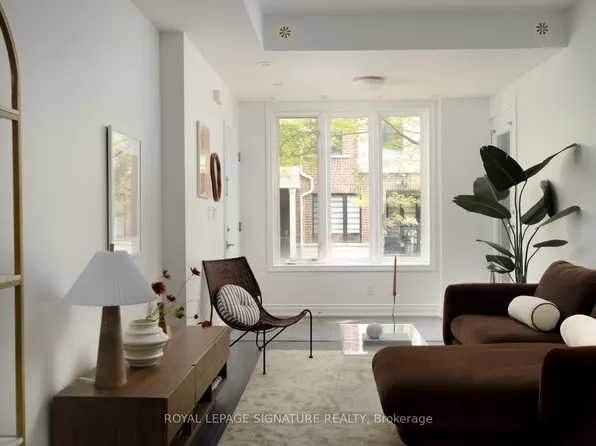 30 Carnation Ave #81, Toronto, ON M8V 0B8