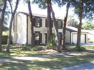 9502 Woodland Ridge Dr, Temple Terrace, FL 33637