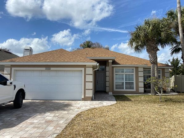 1534 Harbour Club Dr