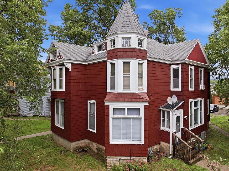 1st image of 219 9th STREET S S