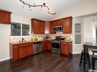3850 Circle Dr, Loomis, CA 95650