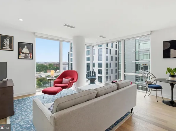 37 L St SE APT 902, Washington, DC 20003