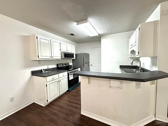 4th image of 6222 Cottage Woods Dr