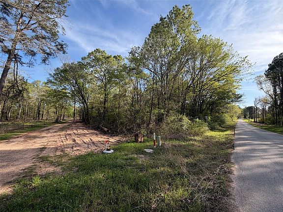 4th image of Jackson Rd