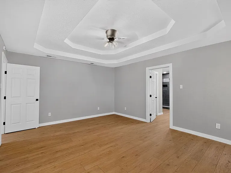 2308 Chamberlain Dr — Photo 22