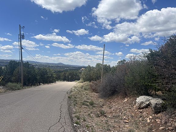2nd image of Zane Dr