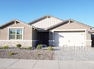 40562 W Michaels Dr, Maricopa, AZ 85138