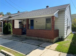602 Mauch Chunk Rd, Palmerton, PA 18071