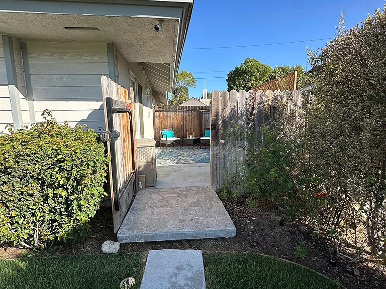 Beechwood St — Photo 1