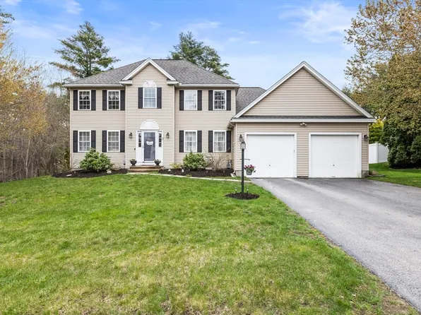 3 Cold Spring Ln, Hudson, MA 01749