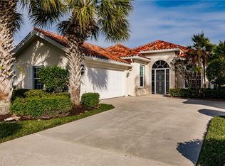 3940 Isla Ciudad Ct, Naples, FL 34109