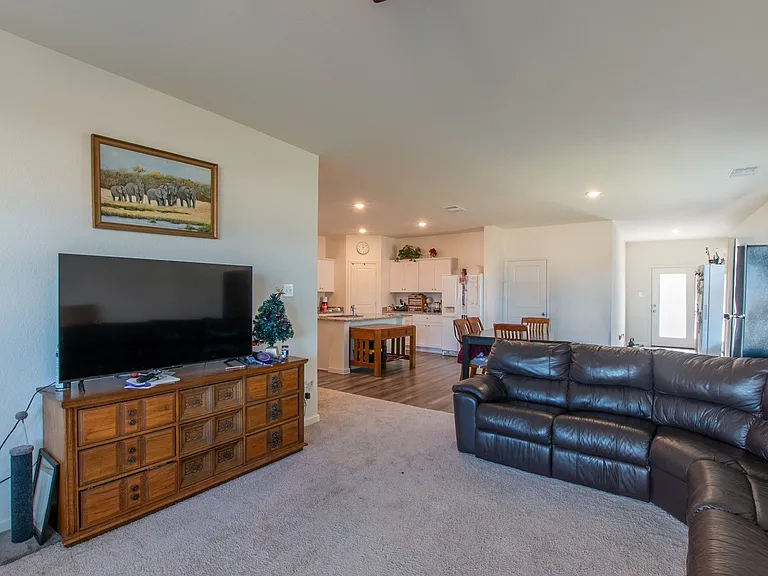 113 Waterhouse Lake Dr — Photo 32