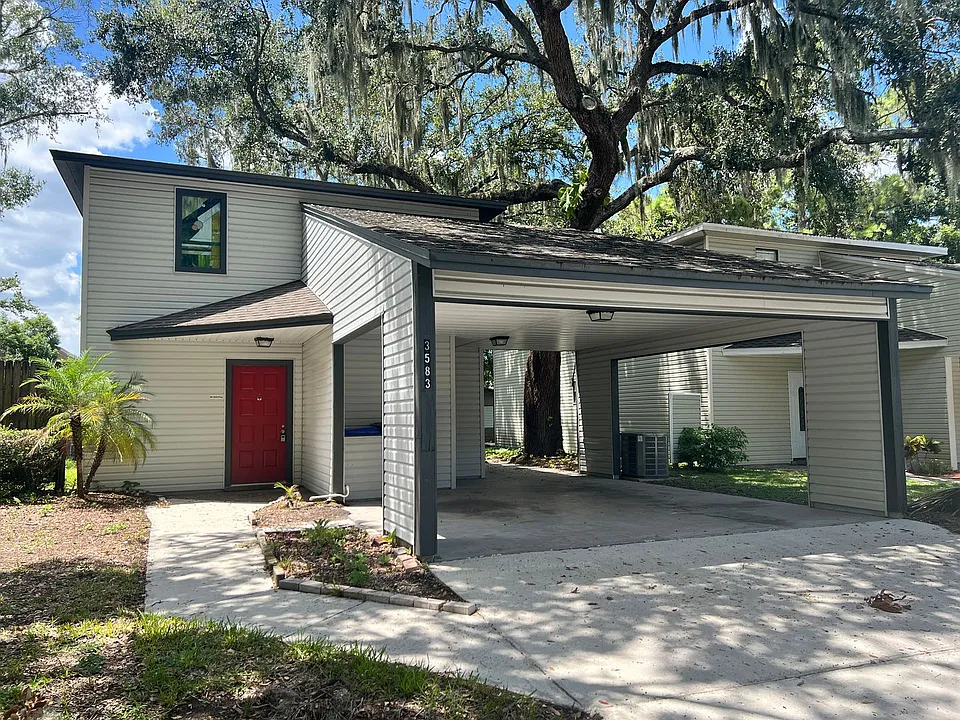 3583 Raintree Cir