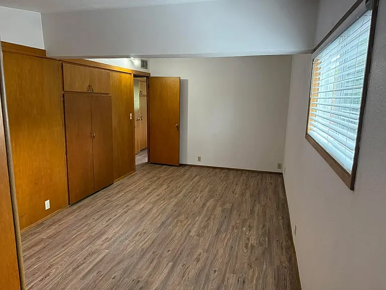 1726 Grant St — Photo 21
