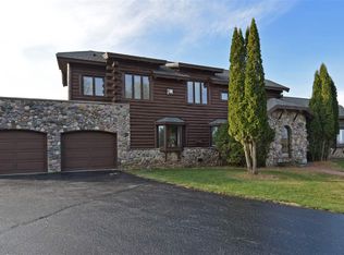 E4451 Douglas Rd, La Valle, WI 53941