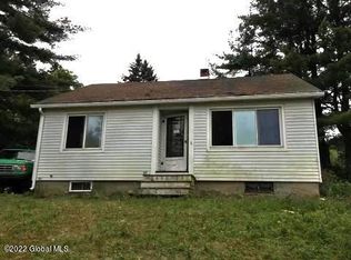 1123 Taconic Trl, Petersburgh, NY 12138