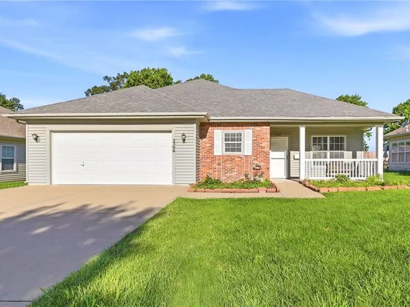 2306 N 114th Ter, Kansas City, KS 66109